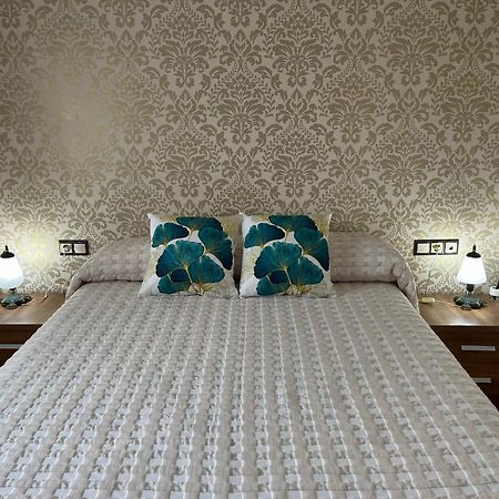 Hostal Solymar San Francisco  Extérieur photo